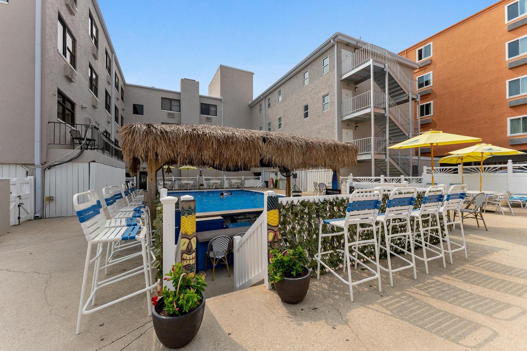 Oceanic Hotel & Barefoot Tiki Bar Wildwood Luaran gambar