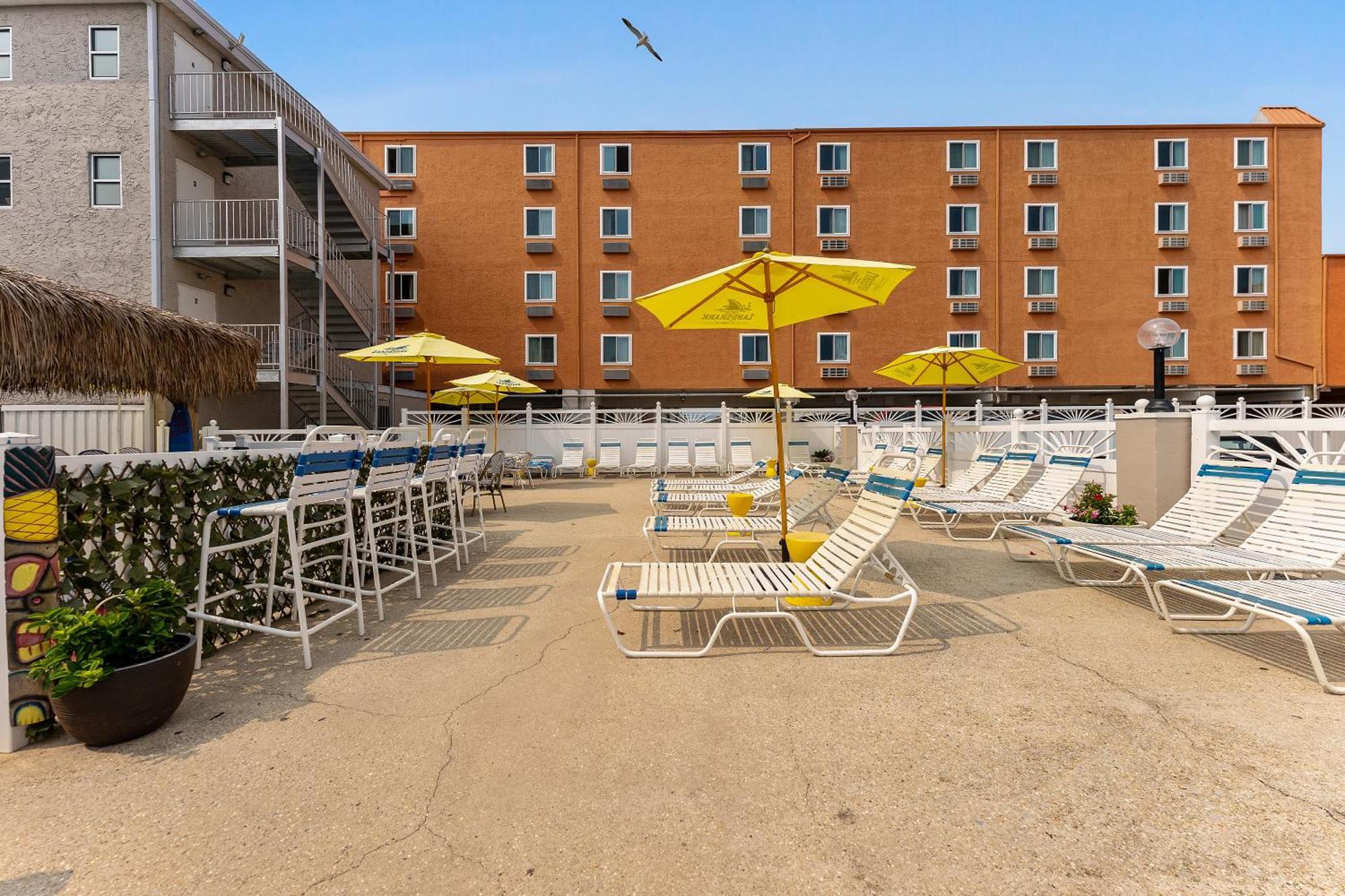 Oceanic Hotel & Barefoot Tiki Bar Wildwood Luaran gambar